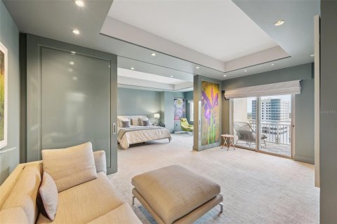 Купить кондоминиум в Сарасота, Флорида 11 комнат, 459.22м2, № 1903675 - фото 26