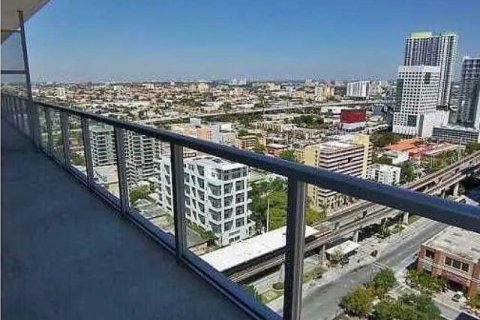 Condominio en alquiler en Miami, Florida, 1 dormitorio, 64.47 m2 № 2101448 - foto 10