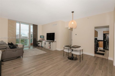 Condominio en venta en Hollywood, Florida, 1 dormitorio, 75.9 m2 № 2006514 - foto 14