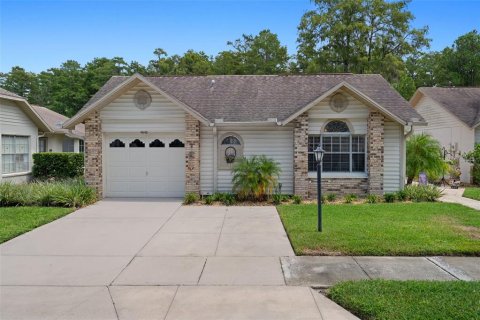 Condo in New Port Richey, Florida, 2 bedrooms  № 1919465 - photo 2