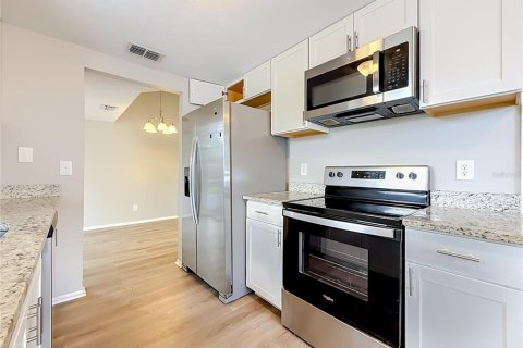 Villa ou maison à vendre à Tampa, Floride: 3 chambres, 111.39 m2 № 2329429 - photo 7
