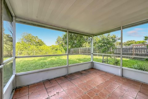 Villa ou maison à vendre à Tampa, Floride: 3 chambres, 111.39 m2 № 2329429 - photo 26