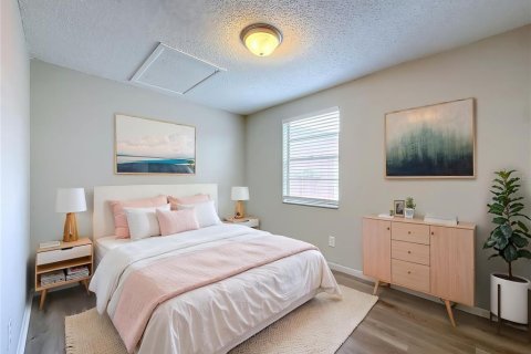 Villa ou maison à vendre à Tampa, Floride: 3 chambres, 111.39 m2 № 2329429 - photo 21