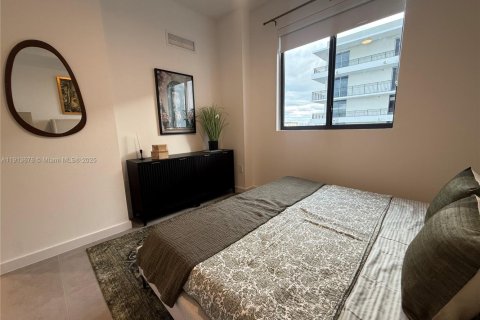 Villa ou maison à louer à Hollywood, Floride: 1 chambre, 124.58 m2 № 1968461 - photo 2