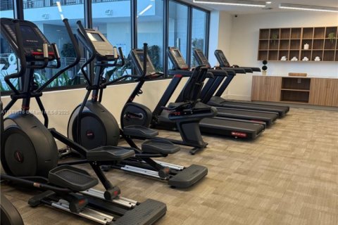 Villa ou maison à louer à Hollywood, Floride: 1 chambre, 124.58 m2 № 1968461 - photo 6