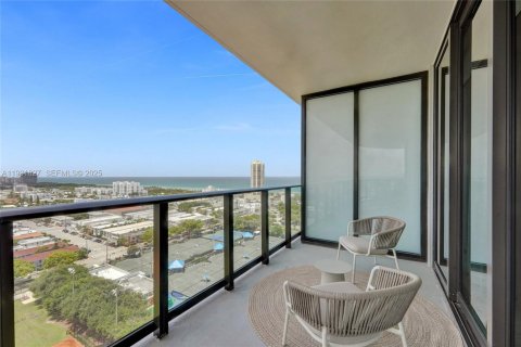 Copropriété à louer à Miami, Floride: 3 chambres, 96.8 m2 № 2051527 - photo 10