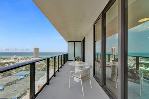 Copropriété à louer à Miami, Floride: 3 chambres, 96.8 m2 № 2051527 - photo 9