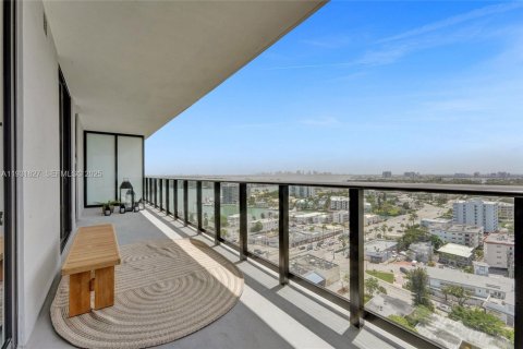 Copropriété à louer à Miami, Floride: 3 chambres, 96.8 m2 № 2051527 - photo 8
