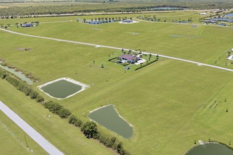 Casa en venta en Palm City, Florida, 4 dormitorios, 373.56 m2 № 1189645 - foto 1