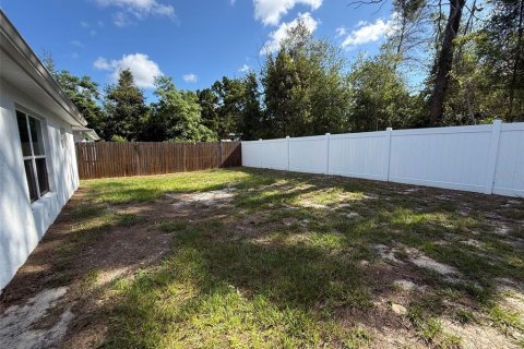 Villa ou maison à vendre à Weeki Wachee, Floride: 3 chambres, 171.22 m2 № 2306446 - photo 19