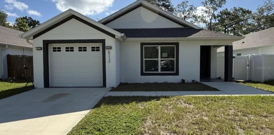 Villa ou maison à Weeki Wachee, Floride 3 chambres, 171.22 m2 № 2306446