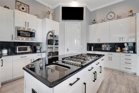 Casa en venta en Brooksville, Florida, 4 dormitorios, 674.84 m2 № 2350215 - foto 21