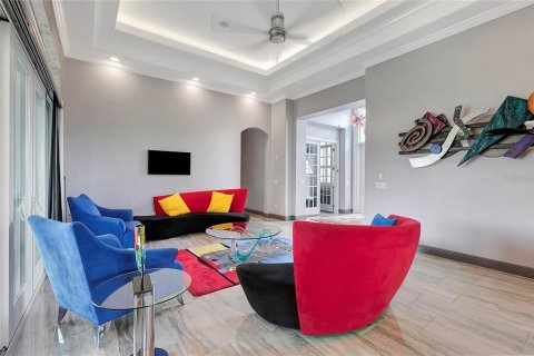 Casa en venta en Brooksville, Florida, 4 dormitorios, 674.84 m2 № 2350215 - foto 12