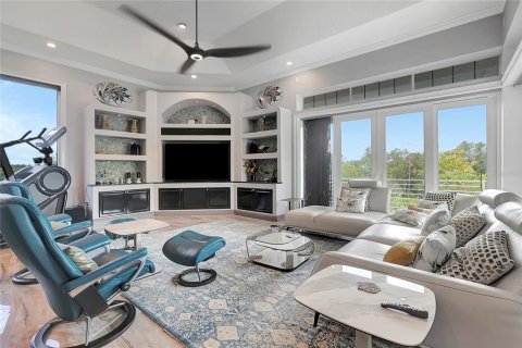Casa en venta en Brooksville, Florida, 4 dormitorios, 674.84 m2 № 2350215 - foto 30