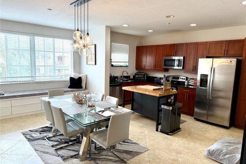 Copropriété à vendre à Fort Lauderdale, Floride: 3 chambres, 180.14 m2 № 1935980 - photo 4