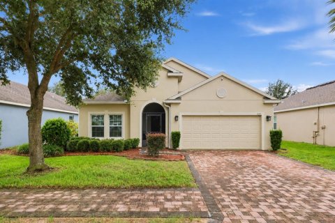 Casa en Davenport, Florida 4 dormitorios, 174.38 m2 № 2386738