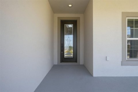 House in Lake Alfred, Florida 5 bedrooms, 228.63 sq.m. № 2151650 - photo 7