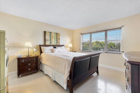 Copropriété à louer à Lauderdale-by-the-Sea, Floride: 2 chambres, 96.99 m2 № 2072061 - photo 20