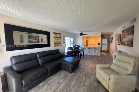 Copropriété à louer à Lauderdale-by-the-Sea, Floride: 2 chambres, 96.99 m2 № 2072061 - photo 10