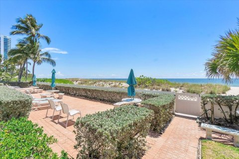 Copropriété à louer à Lauderdale-by-the-Sea, Floride: 2 chambres, 96.99 m2 № 2072061 - photo 8