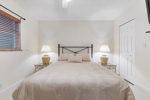 Copropriété à louer à Lauderdale-by-the-Sea, Floride: 2 chambres, 96.99 m2 № 2072061 - photo 25