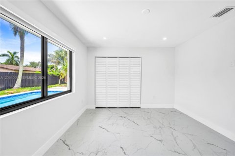 Villa ou maison à louer à Palmetto Bay, Floride: 4 chambres, 194.72 m2 № 2169290 - photo 27