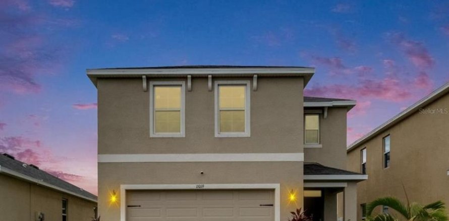 House in Riverview, Florida 4 bedrooms, 215.9 sq.m. № 1801782