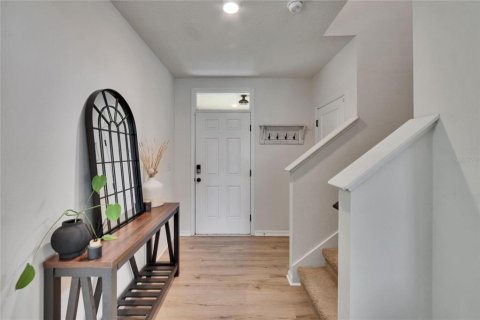 House in Riverview, Florida 4 bedrooms, 215.9 sq.m. № 1801782 - photo 5