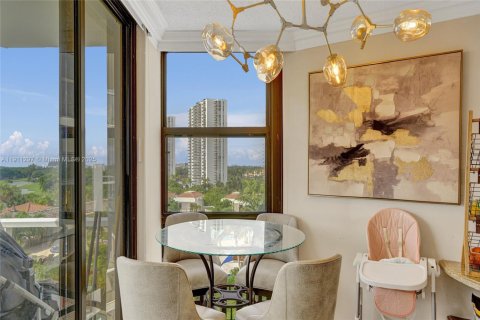 Condominio en venta en Aventura, Florida, 2 dormitorios, 144.93 m2 № 1968365 - foto 11