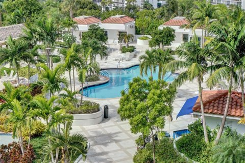 Condominio en Aventura, Florida, 2 dormitorios  № 1968365
