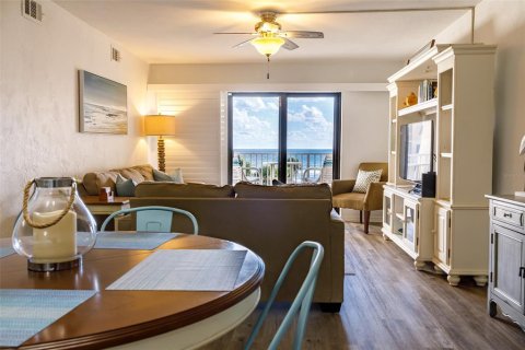 Copropriété à louer à New Smyrna Beach, Floride: 2 chambres, 88.26 m2 № 2421944 - photo 4