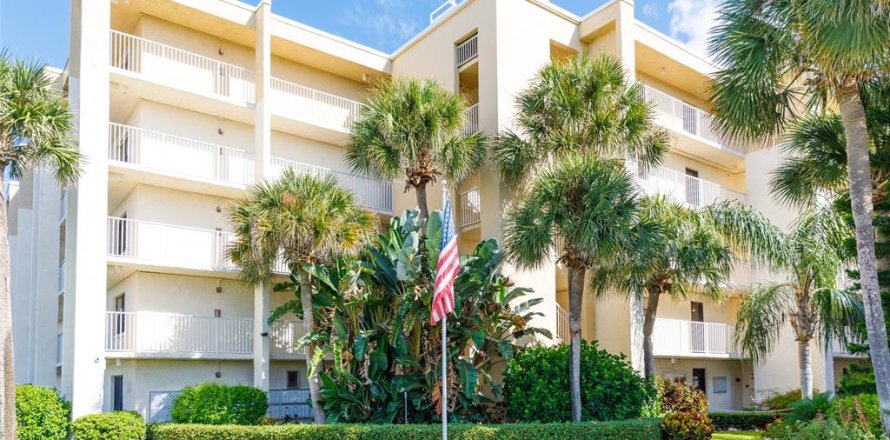 Condo à New Smyrna Beach, Floride, 2 chambres  № 2421944