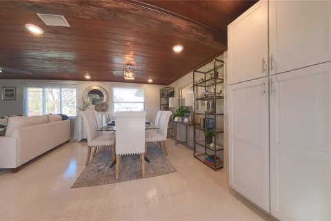 House in Nokomis, Florida 2 bedrooms, 89.74 sq.m. № 1905861 - photo 13