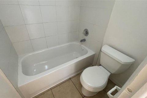 Copropriété à vendre à Tampa, Floride: 1 chambre, 65.68 m2 № 2212879 - photo 10