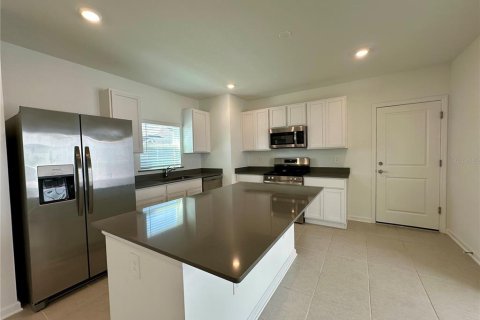 Villa ou maison à louer à Orlando, Floride: 3 chambres, 153.01 m2 № 1914041 - photo 4