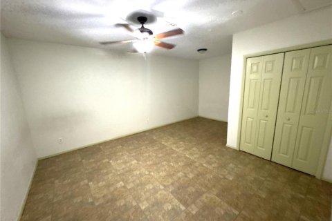 House in Port Charlotte, Florida 3 bedrooms, 157.93 sq.m. № 2148508 - photo 13