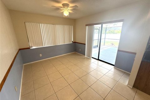 House in Port Charlotte, Florida 3 bedrooms, 157.93 sq.m. № 2148508 - photo 8