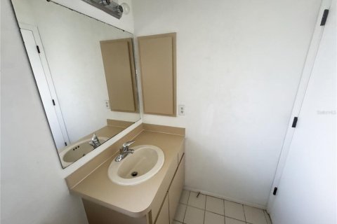 House in Port Charlotte, Florida 3 bedrooms, 157.93 sq.m. № 2148508 - photo 15