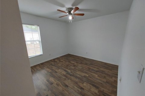 House in Lehigh Acres, Florida 3 bedrooms, 164.44 sq.m. № 2215534 - photo 27