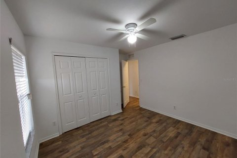 House in Lehigh Acres, Florida 3 bedrooms, 164.44 sq.m. № 2215534 - photo 26
