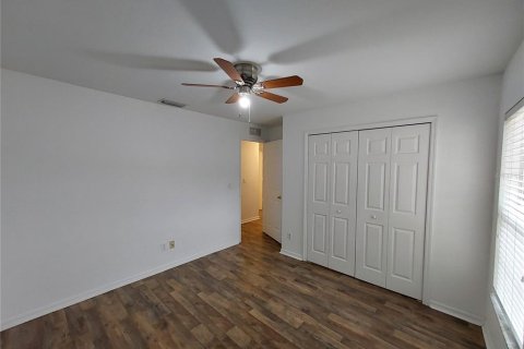 House in Lehigh Acres, Florida 3 bedrooms, 164.44 sq.m. № 2215534 - photo 28