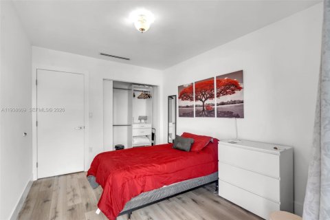 Touwnhouse à vendre à Miami, Floride: 3 chambres, 139.35 m2 № 1997862 - photo 23