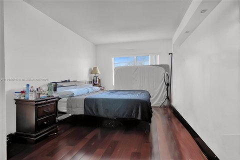 Condominio en venta en Miami, Florida, 1 dormitorio, 78.97 m2 № 1477002 - foto 7