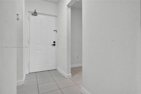 Condominio en venta en Miami, Florida, 1 dormitorio, 78.97 m2 № 1477002 - foto 6