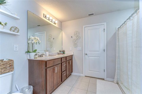 House in Wesley Chapel, Florida 3 bedrooms, 169.27 sq.m. № 1732295 - photo 30