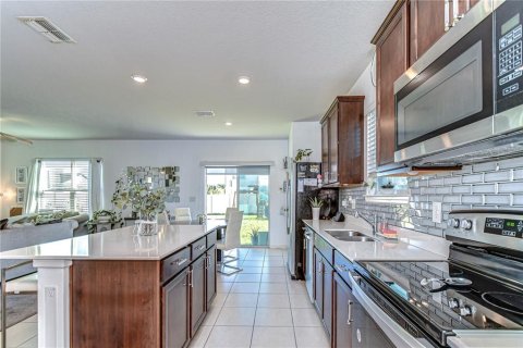 House in Wesley Chapel, Florida 3 bedrooms, 169.27 sq.m. № 1732295 - photo 18