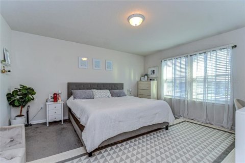 House in Wesley Chapel, Florida 3 bedrooms, 169.27 sq.m. № 1732295 - photo 26