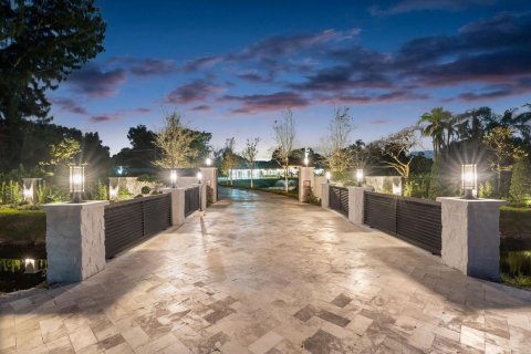 Villa ou maison à vendre à Southwest Ranches, Floride: 6 chambres, 743.96 m2 № 2154608 - photo 8