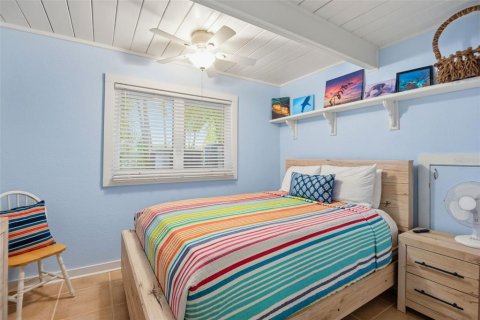 House in Bradenton Beach, Florida 5 bedrooms, 176.79 sq.m. № 2142970 - photo 23