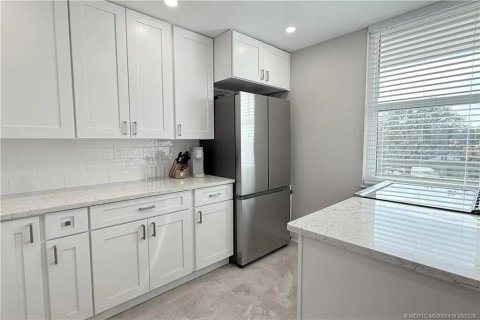 Copropriété à vendre à Stuart, Floride: 2 chambres, 99.59 m2 № 2077767 - photo 19